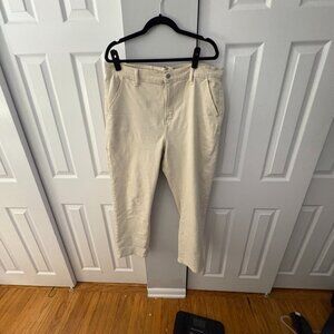 Old Navy Extra High-Rise Sky-Hi Straight Secret Smooth Pockets